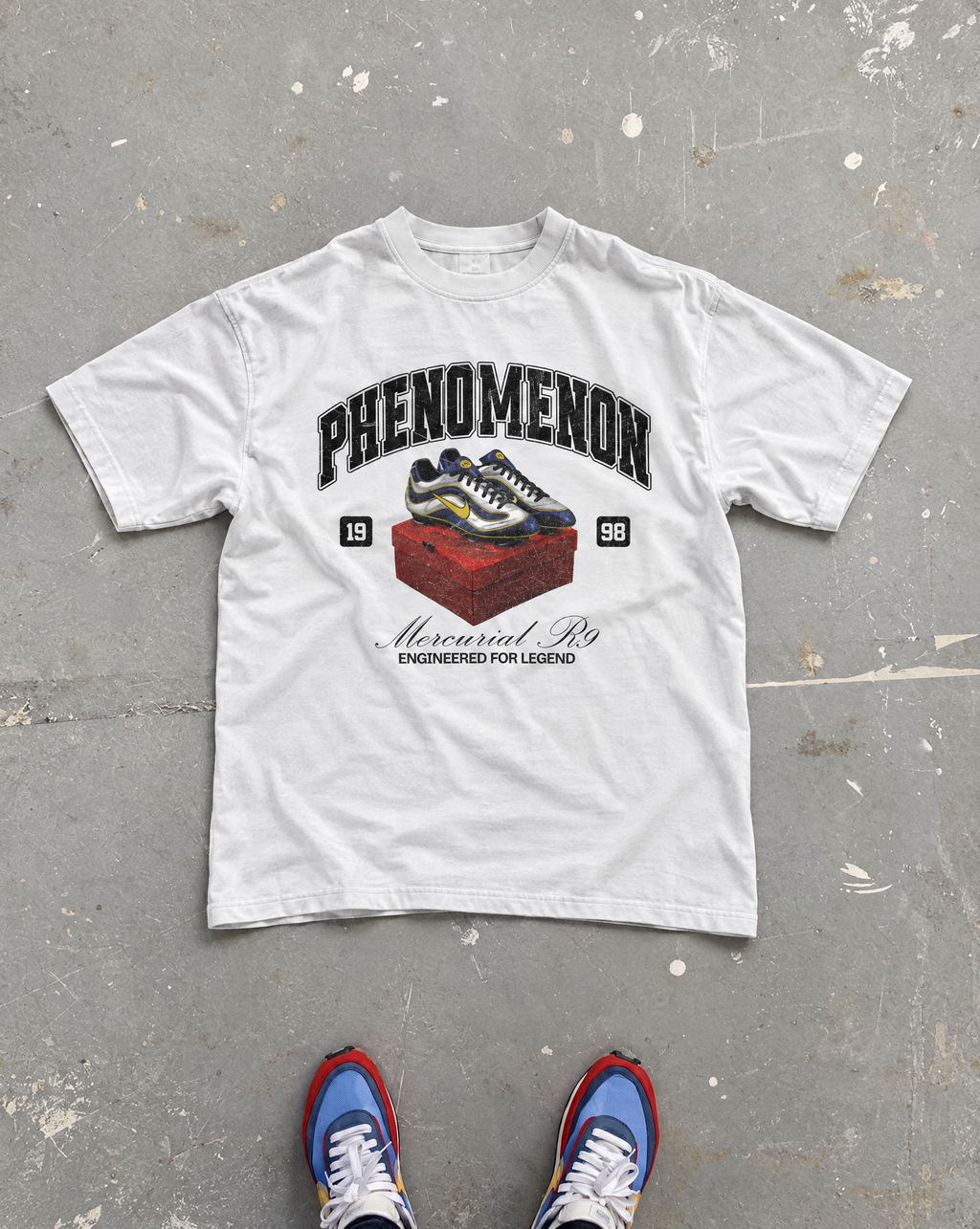 THE PHENOMENON SHOES OVERSIZED T-SHIRT